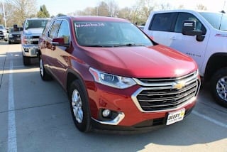 2018 Chevrolet Traverse LT Cloth 1GNEVGKW8JJ127082 2018 Chevrolet Traverse LT Cloth