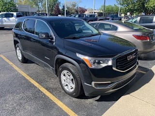2018 GMC Acadia SLE-1 1GKKNRLA9JZ199523 2018 GMC Acadia SLE-1