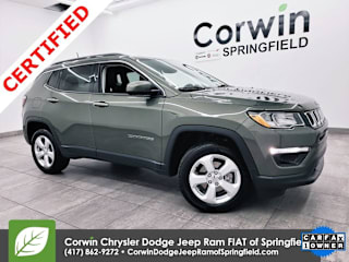 2018 Jeep Compass 3C4NJDBB1JT350038 2018 Jeep Compass