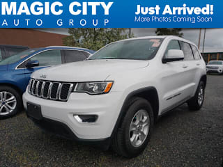 2017 Jeep Grand Cherokee Laredo 1C4RJFAG4HC913051 2017 Jeep Grand Cherokee Laredo
