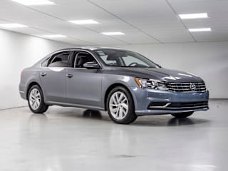 2018 Volkswagen Passat 2.0T SE 1VWBA7A30JC013237 2018 Volkswagen Passat 2.0T SE
