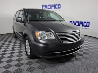 2016 Chrysler Town and Country Touring 2C4RC1BG1GR205289 2016 Chrysler Town and Country Touring