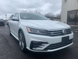 2018 Volkswagen Passat 2.0T R-Line 1VWAA7A32JC015129 2018 Volkswagen Passat 2.0T R-Line