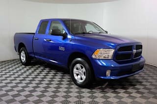 2018 Ram Pickup 1500 1C6RR7FG0JS295933 2018 Ram Pickup 1500
