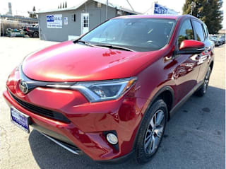 2018 Toyota RAV4 JTMWFREV0JD121736 2018 Toyota RAV4