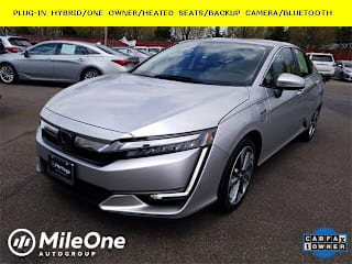 2018 Honda Clarity Plug-In Hybrid Base JHMZC5F13JC010340 2018 Honda Clarity Plug-In Hybrid Base