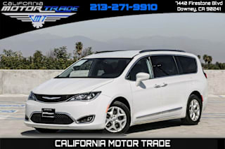 2017 Chrysler Pacifica 2C4RC1EG1HR637880 2017 Chrysler Pacifica