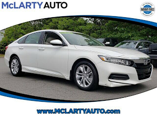 2019 Honda Accord LX 1HGCV1F16KA170852 2019 Honda Accord LX