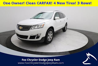 2017 Chevrolet Traverse LT 1GNKRHKD3HJ305597 2017 Chevrolet Traverse LT