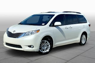 2017 Toyota Sienna XLE 8-Passenger 5TDYZ3DC6HS786264 2017 Toyota Sienna XLE 8-Passenger
