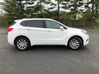 2019 Buick Envision Essence LRBFX2SA4KD015621 2019 Buick Envision Essence