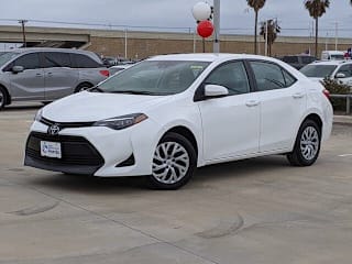 2018 Toyota Corolla LE 5YFBURHE8JP795484 2018 Toyota Corolla LE