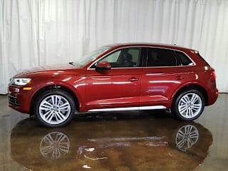 2018 Audi Q5 2.0T quattro Premium Plus WA1BNAFY0J2098623 2018 Audi Q5 2.0T quattro Premium Plus