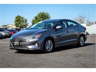 2019 Hyundai Elantra SEL 5NPD84LF9KH422579 2019 Hyundai Elantra SEL
