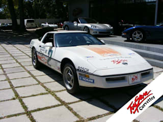 1988 Chevrolet Corvette Base 1G1YY2189J5113504 1988 Chevrolet Corvette Base