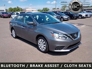 2017 Nissan Sentra S 3N1AB7AP4HY384484 2017 Nissan Sentra S