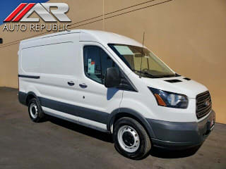 2017 Ford Transit Cargo 1FTYE1CM4HKB04046 2017 Ford Transit Cargo