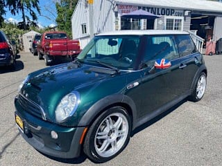 2006 MINI Cooper S WMWRE33596TN27475 2006 MINI Cooper S