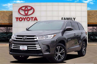 2018 Toyota Highlander LE 5TDZARFH4JS035970 2018 Toyota Highlander LE