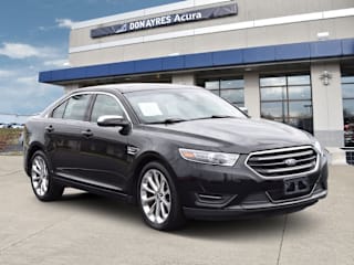 2017 Ford Taurus Limited 1FAHP2J89HG114019 2017 Ford Taurus Limited