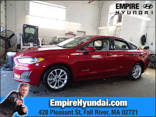 2019 Ford Fusion Hybrid SE 3FA6P0LU1KR206070 2019 Ford Fusion Hybrid SE