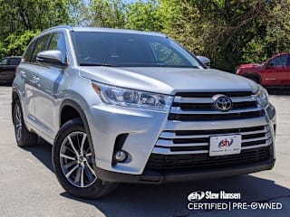 2018 Toyota Highlander XLE 5TDJZRFH8JS561752 2018 Toyota Highlander XLE