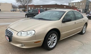 1999 Chrysler LHS Base 2C3HC56G2XH670218 1999 Chrysler LHS Base