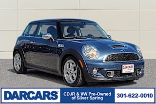 2011 MINI Cooper S WMWSV3C57BTY15555 2011 MINI Cooper S