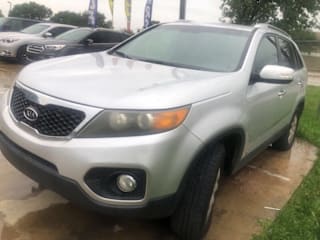 2011 Kia Sorento LX 5XYKTCA1XBG047851 2011 Kia Sorento LX