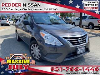 2015 Nissan Versa 1.6 S 3N1CN7AP7FL805267 2015 Nissan Versa 1.6 S