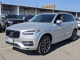 2018 Volvo XC90 T5 Momentum 7-Passenger YV4102PK7J1342951 2018 Volvo XC90 T5 Momentum 7-Passenger