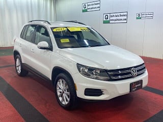 2017 Volkswagen Tiguan 2.0T Limited S 4Motion WVGBV7AX0HK051153 2017 Volkswagen Tiguan 2.0T Limited S 4Motion