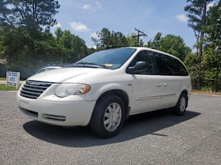 2005 Chrysler Town and Country Signature Series 2C4GP54L25R357365 2005 Chrysler Town and Country Signature Series
