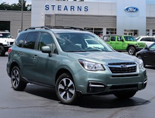 2018 Subaru Forester 2.5i Premium JF2SJAGC4JH492290 2018 Subaru Forester 2.5i Premium