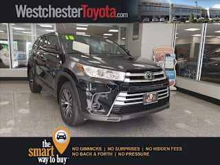 2018 Toyota Highlander LE 5TDBZRFH0JS861631 2018 Toyota Highlander LE
