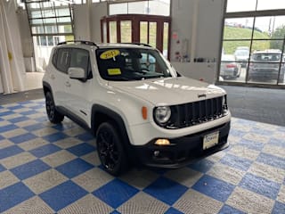 2017 Jeep Renegade Altitude ZACCJBBB8HPF98932 2017 Jeep Renegade Altitude