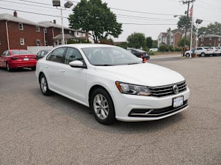 2018 Volkswagen Passat 2.0T S 1VWAA7A35JC004920 2018 Volkswagen Passat 2.0T S