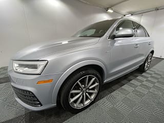 2018 Audi Q3 2.0T Premium Plus WA1HCCFS6JR011970 2018 Audi Q3 2.0T Premium Plus