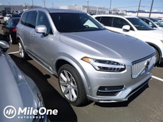 2018 Volvo XC90 YV4A22PL9J1215055 2018 Volvo XC90