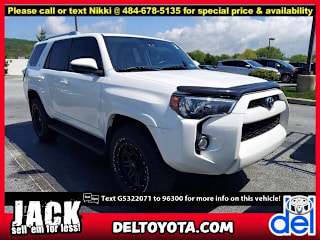 2016 Toyota 4Runner SR5 JTEBU5JR9G5322071 2016 Toyota 4Runner SR5