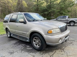 2001 Lincoln Navigator Base 5LMFU28R31LJ23779 2001 Lincoln Navigator Base