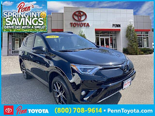 2018 Toyota RAV4 2T3JFREV4JW787527 2018 Toyota RAV4