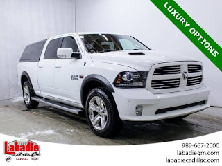 2015 Ram Pickup 1500 1C6RR7UT9FS537030 2015 Ram Pickup 1500