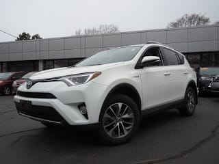 2018 Toyota RAV4 Hybrid XLE JTMRJREV2JD157472 2018 Toyota RAV4 Hybrid XLE
