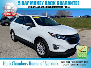 2019 Chevrolet Equinox LS 3GNAXSEVXKS601077 2019 Chevrolet Equinox LS
