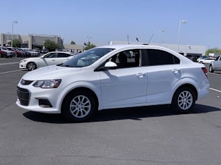 2020 Chevrolet Sonic LT 1G1JD5SB2L4110798 2020 Chevrolet Sonic LT