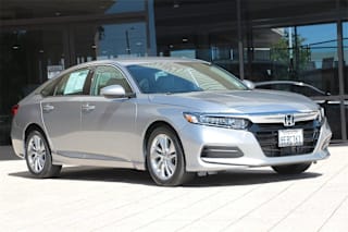 2018 Honda Accord LX 1HGCV1F12JA082606 2018 Honda Accord LX