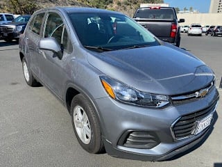 2020 Chevrolet Trax LS 3GNCJKSB2LL284461 2020 Chevrolet Trax LS