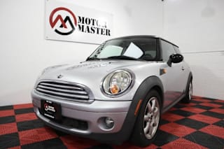 2009 MINI Cooper Base WMWMF33579TW79377 2009 MINI Cooper Base