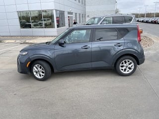 2020 Kia Soul S KNDJ23AU4L7060148 2020 Kia Soul S